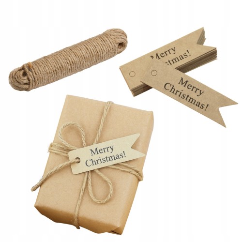 Zawieszki do prezentów kraft Merry Christmas – zestaw 10 papierowych etykiet i sznurka jutowego 15 m na białym tle.