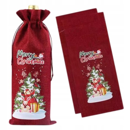 Czerwony pokrowiec świąteczny na butelkę z choinką i napisem Merry Christmas – widok woreczka prezentowego z przodu i z tyłu.